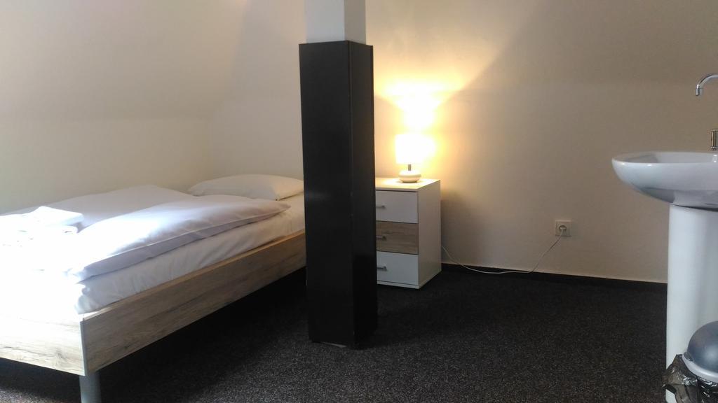 Penzion Marion Hotell Decin Eksteriør bilde